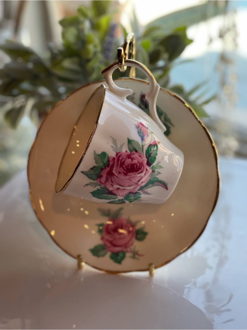 Jason Bone China Floral Teacup and Saucer with Pink Roses and Gold Accent